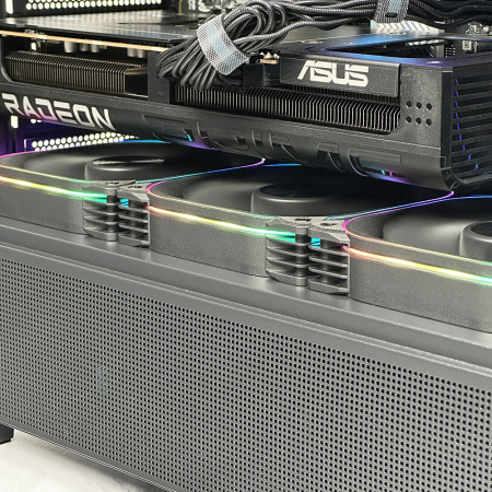 Игровой компьютер 7800X3D / B650M / DDR5 32GB / SSD M.2 512GB + 2TB / RX9070XT / 750W / XASTRA Q500M