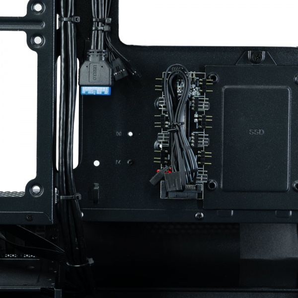 Q400M 3ARGB-C6-UC (1)